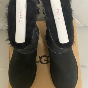 Ugg Bailey Bow Boots